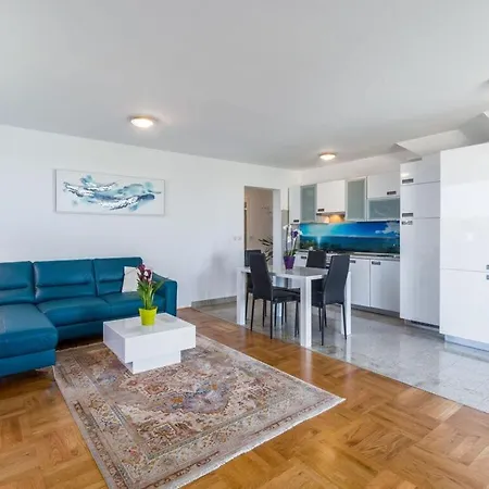 Holiday home Marea Blue Funtana